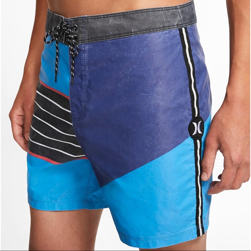 NWT HURLEY Striped Board Shorts Blue Size 34 L 16”
